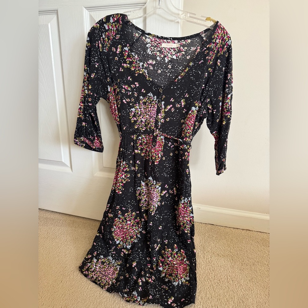 Cute dress!